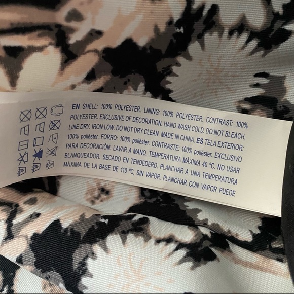 Forever 21 • Pink and Black Floral Mini Dress - Picture 6 of 11